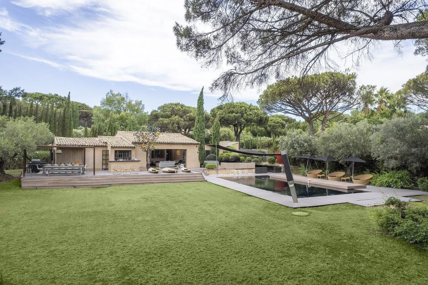 Exclusive Modern Villa In Saint Tropez Francie