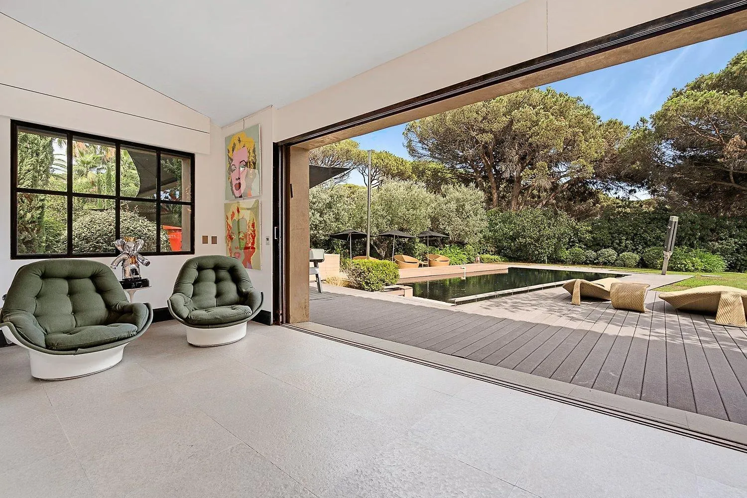 Exclusive Modern Villa In Saint Tropez