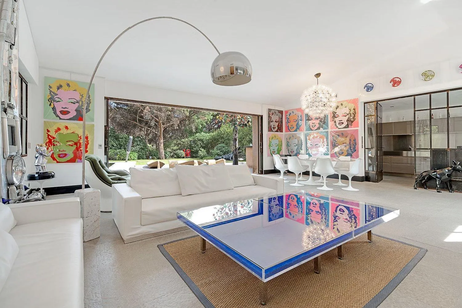Exclusive Modern Villa In Saint Tropez