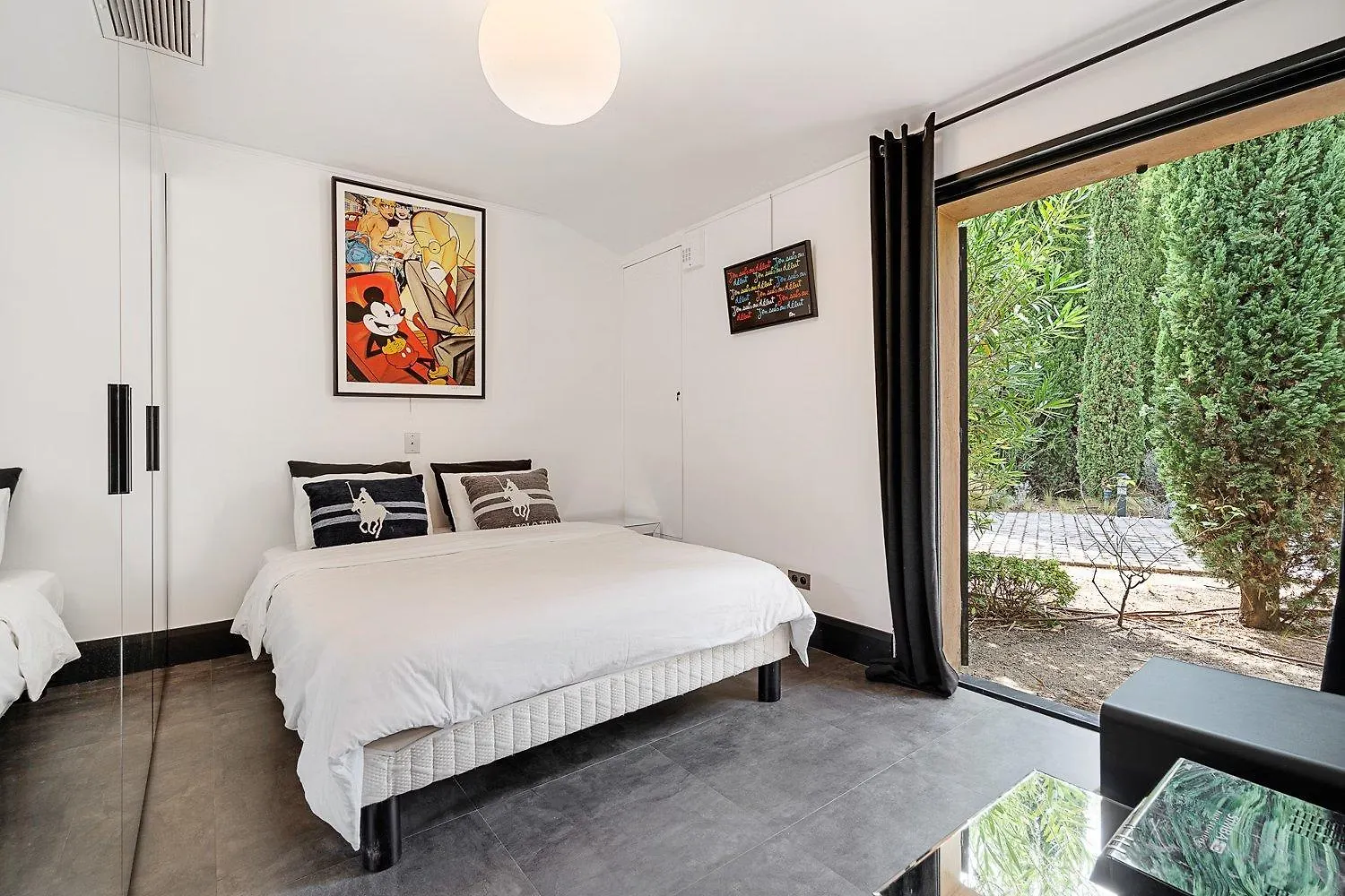 Exclusive Modern Villa In Saint Tropez